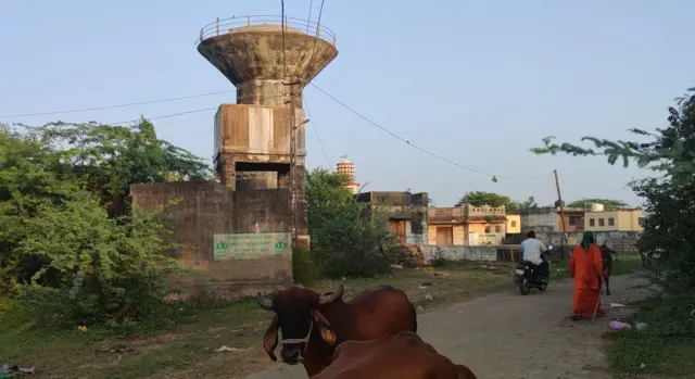 જૂનાગઢ, સરપંચોના રાજીનામાં, વિવાદ, ભ્રષ્ટાચાર, સરકારી તંત્ર, બીબીસી ગુજરાતી 