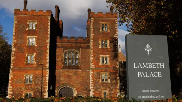 Los terrenos del Palacio de Lambeth, la residencia oficial del arzobispo de Canterbury, el 12 de noviembre de 2024 en Londres, Inglaterra.