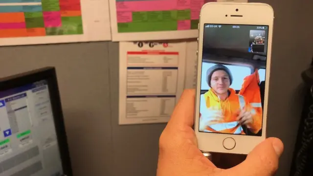 Heavens hablando en FaceTime