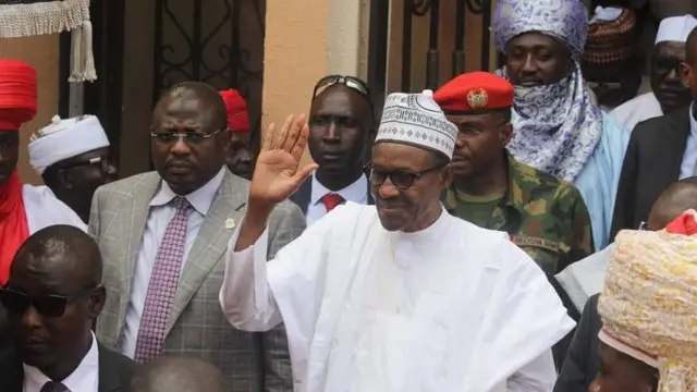 Bayan wannan iftila'i ne kuma wata mummunar gobara ta tashi a babbar kasuwar da ke garin Azare na karamar hukumar Katagum a ranar Lahadi da daddare