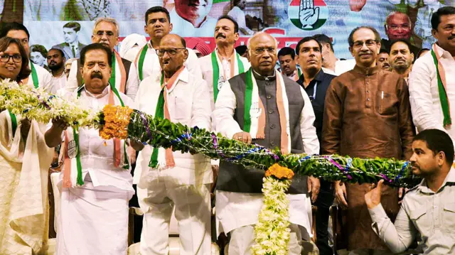 महाविकास अघाड़ी गठबंधन.