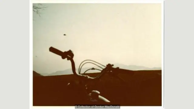 Wendelle C Stevens mengumpulkan koleksi foto UFO terlengkap di dunia, termasuk foto ini oleh Billy Meier.