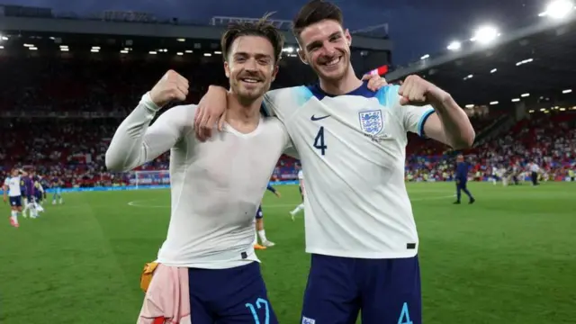 دکلان رایس (راست) و جک گریلیش گرانترین بازیکنان بریتانیایی هستند