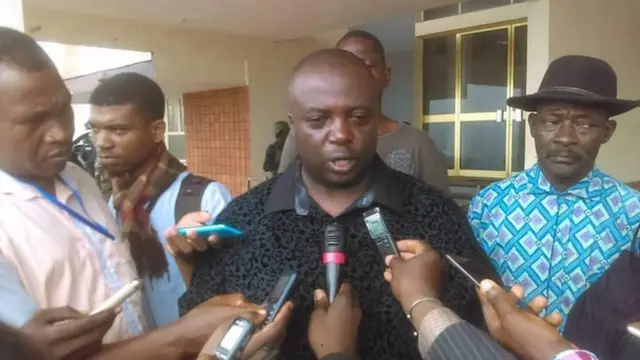 Mayor for Buea Patrick Ekema Esunge tok to tori pipo