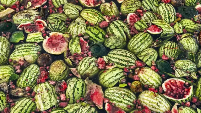 নষ্ট তরমুজ