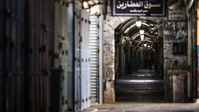 Doğu Kudüs'te kepenkeler kapalı kaldı