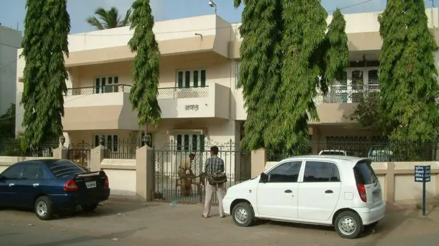 કાંધલ જાડેજા, કાના જાડેજા, સંતોકબહેન જાડેજા, કુતિયાણા નગરપાલિકા, કુતિયાણા ધારાસભા, સ્થઆનિક સ્વરાજ્યની ચૂંટણી, ગૅંગ્સ ઑફ પોરબંદર, પોરબંદરની ગૅંગોનો ઇતિહાસ, બીબીસી ગુજરાતી, બીબીસી ન્યૂઝ ગુજરાતી 