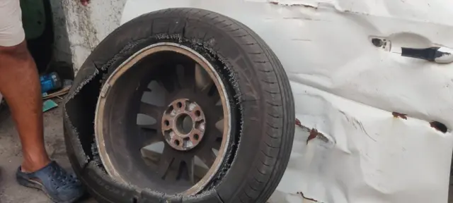 కారు టైర్లు