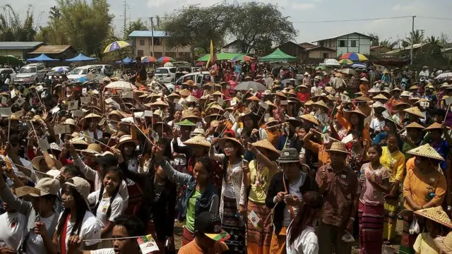 SNLD ပါတီ,အစိုးရအဖွဲ့ ,ခွန်ထွန်းဦး