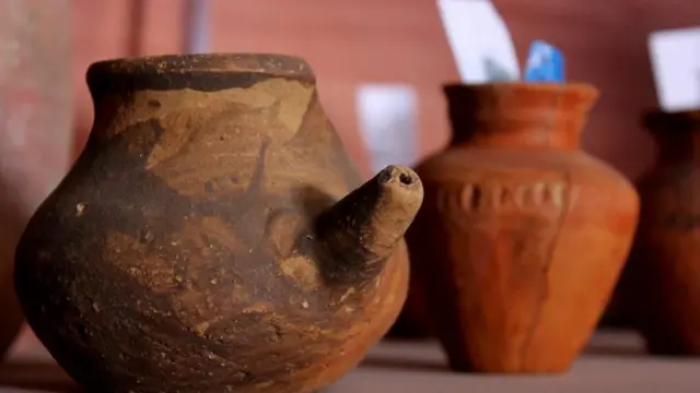 آثار تاریخی مس عینک