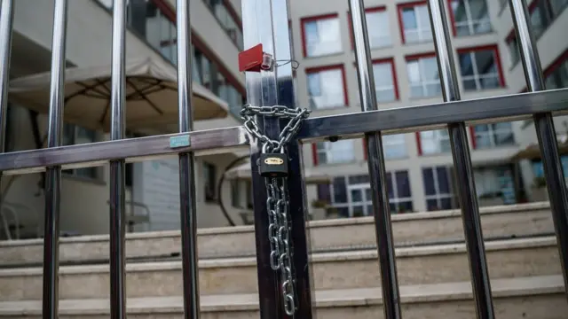 Kapatılan üniversiteler