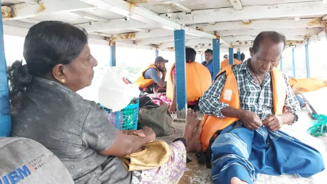 මේ බෝට්ටුව ඉරිදා දිනවල හැර දිනපතා පෙරවරු 8ට කල්පිටිය ජැටියෙන් ගමන් ආරම්භ කරන අතර නැවත එදිනම පස්වරු දෙකයි තිහට පමණ බත්තලංගුණ්ඩුව දුපතේ සිට කල්පිටිය බලා ගමන් ආරම්භ කරයි.