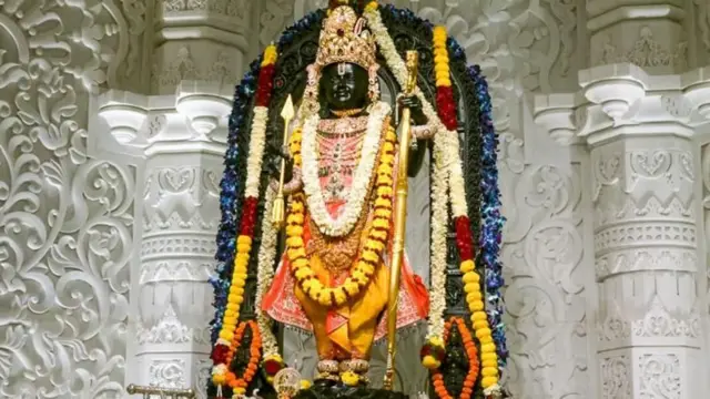 શ્રીરામ જન્મભૂમિ તીર્થક્ષેત્ર ટ્રસ્ટ, અયોધ્યા, ધર્મ, શ્રી રામ, મંદિર, સપા, ઉત્તર પ્રદેશ શ્રીરામ જન્મભૂમિ તીર્થક્ષેત્ર ટ્રસ્ટ, અયોધ્યા, ધર્મ, શ્રી રામ, મંદિર, સપા, ઉત્તર પ્રદેશ બીબીસી ગુજરાતી ગુજરાત ન્યૂઝ સમાચાર દાનપેટી કથિત દાનમાં ગરબડનો વિવાદ