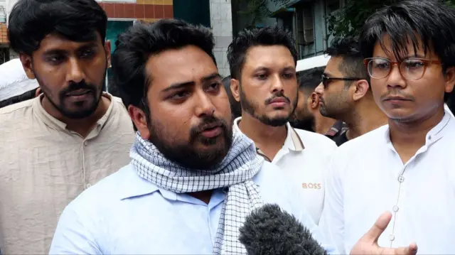 পদযাত্রা কর্মসূচিতে বিবিসি বাংলার সঙ্গে কথা বলেন এনসিপির আহ্বায়ক নাহিদ ইসলাম 