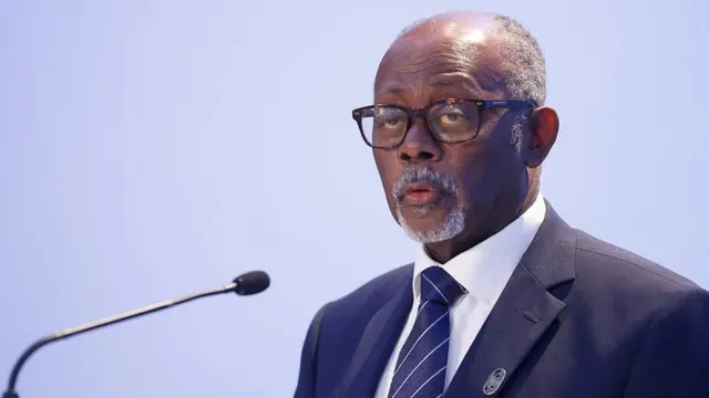 Les pourparlers ne peuvent pas porter sur l'indépendance des régions anglophones, selon le ministre camerounais des Relations extérieures, Lejeune Mbella Mbella.