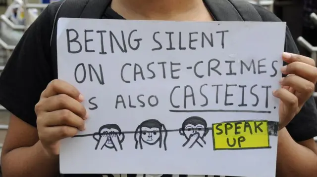 शिक्षणसंस्थामध्ये विद्यार्थ्याच्या वाट्याला भेदभाव येऊ नये ही न्यायालयीन लढाई २०१९ सालापासून चालली आहे.