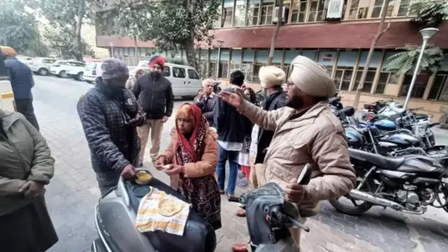 Hameeda bano crosses border into India 