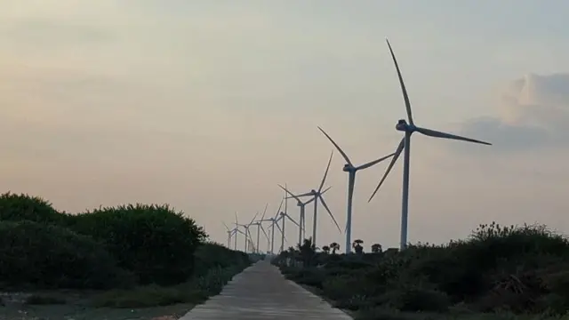 இலங்கை, அதானி கிரீன், மன்னார் காற்றாலை மின்சார திட்டம்