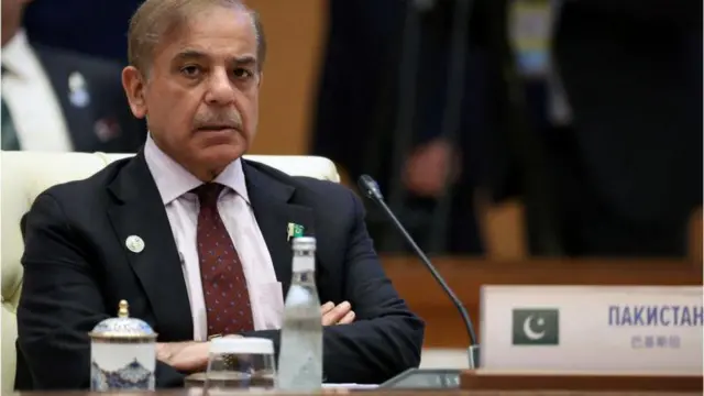 इम्रान खान, पाकिस्तान