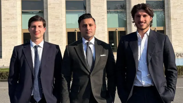 قاسم خان، زلفی بخاری