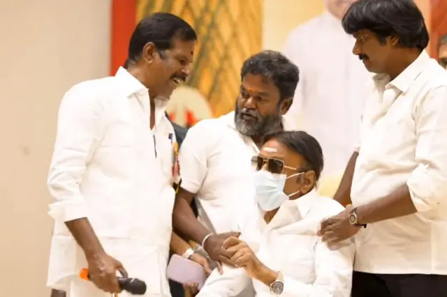 விஜயகாந்த் காலமானார்