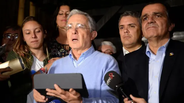Uribe le habla a la nación luego del triunfo del "no".