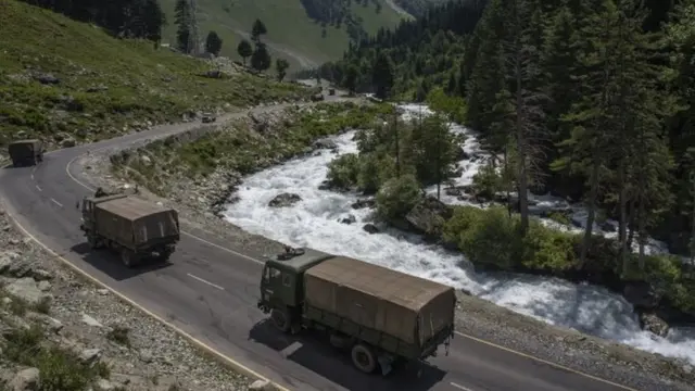 चीन - भारत सीमा पर भारतीय जवान