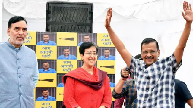 కేజ్రీవాల్,అతిషి, గోపాల్ రాయ్