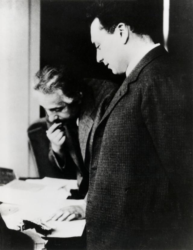 Albert Einstein e Wolfgang Pauli