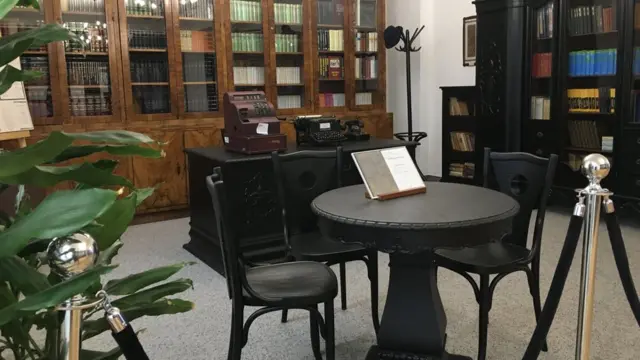 radna soba Gece Kona