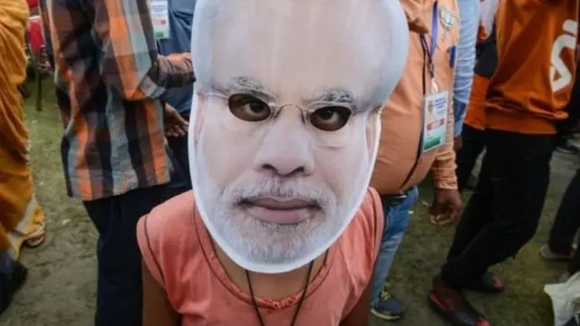 नरेंद्र मोदी