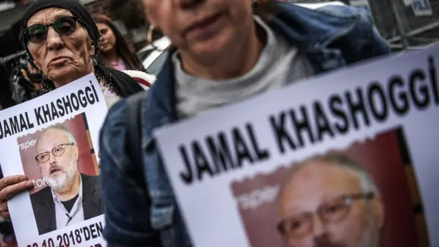 Protesto na Turquia pela morte do jornalista saudita Jamal Khashoggi