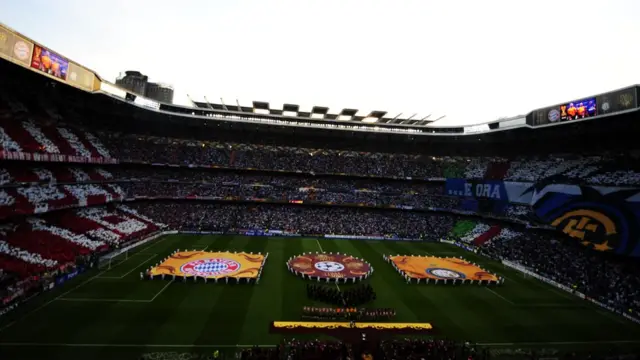 Panorámica del Santiago Bernabéu en 2010.