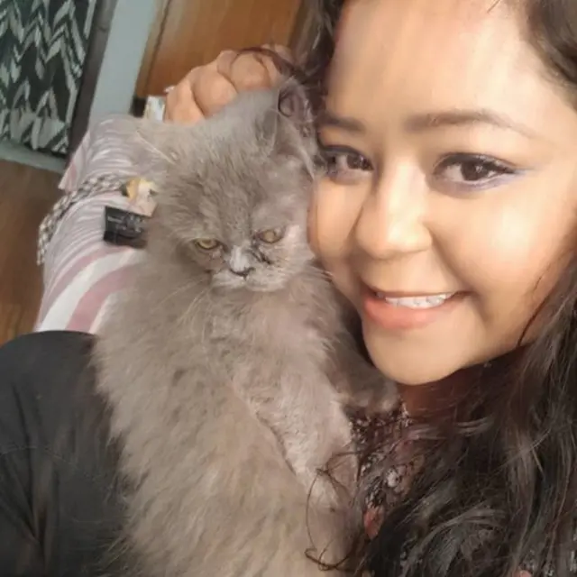 পোষা প্রাণীদের প্রতি তার ছিল মায়া।