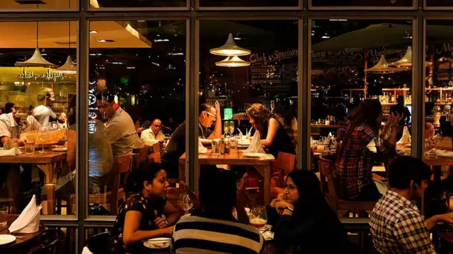 హోటల్ మేనేజ్‌మెంట్