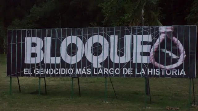 Una valla en Cuba contra el bloqueo de Estados Unidos contra la isla
