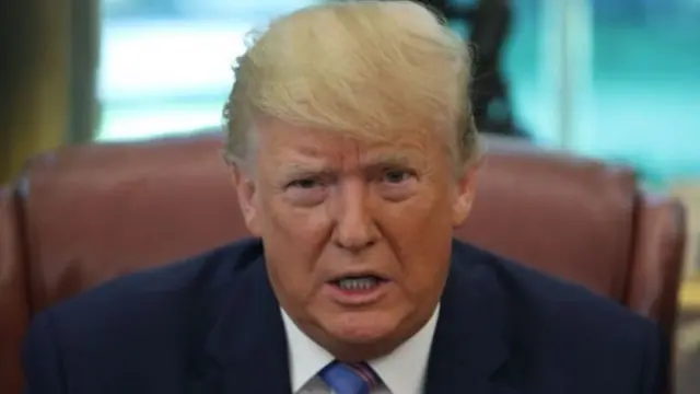 डोनाल्ड ट्रम्प