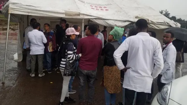 የነጻ ህክምና ካርድ ተሰጥቷቸዋል