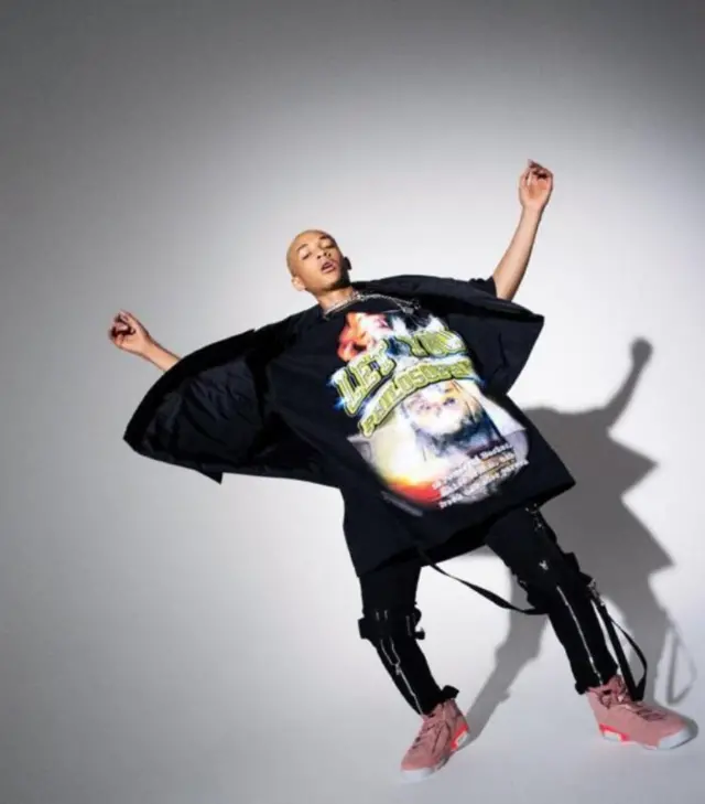 Jaden Smith menjadi pengarah gaya favorit di Highsnobiety.