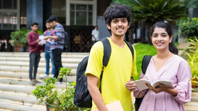 12 வகுப்பு முடிவுகள், கல்லூரி