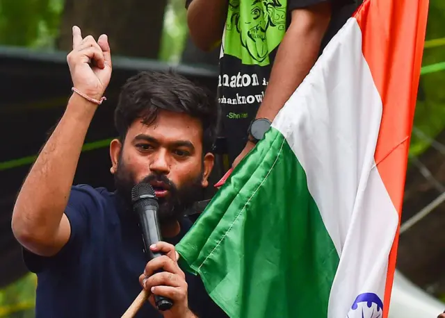 ২০শে জুলাইয়ের প্রতিবাদ কর্মসূচিতে আহ্বায়ক অভিজিৎ দীপকে