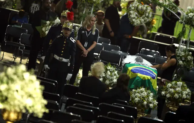 पेलेको शव 