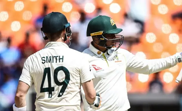 இந்தியா ஆஸ்திரேலியா அணிகள்