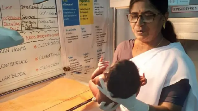 नवजात शिशुसँग कथिजा 