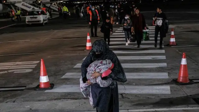 ممنوعیت سفر افغان‌ها به آمریکا 