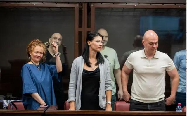 Адвокати: Марія Ейсмонт, Катерина Голінченко та Іван Бондаренко