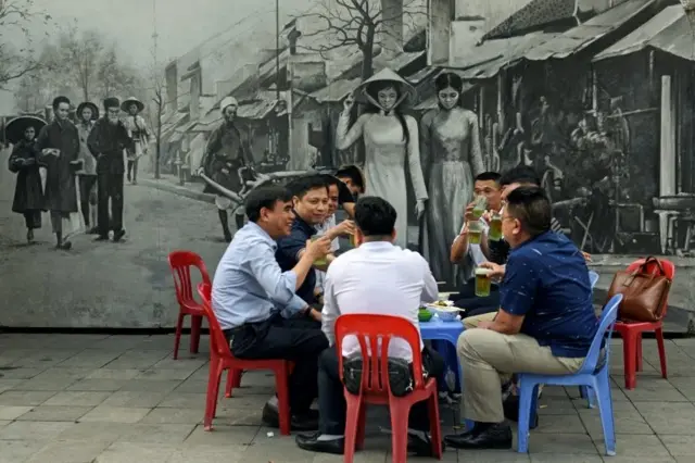 Đường phố Hà Nội hôm 5/4