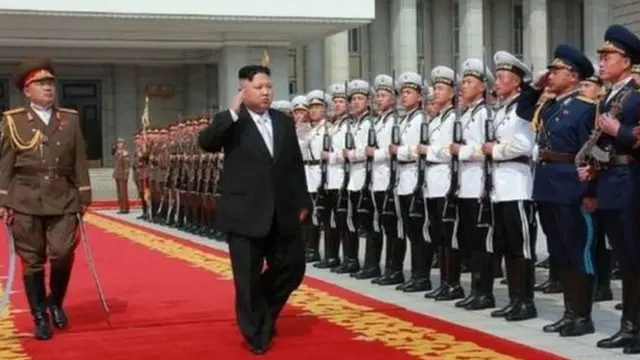 Ким Чен Ын болсо баллистикалык жана ядердик сыноолорун уланта берин убада кылууда.