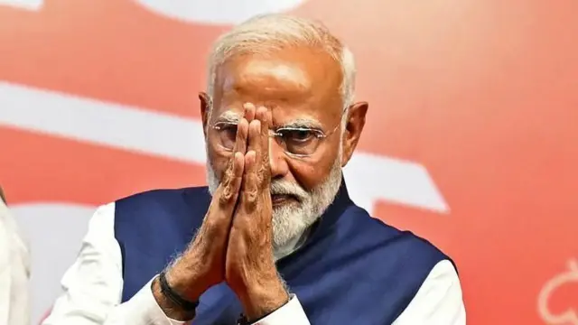 नरेंद्र मोदी