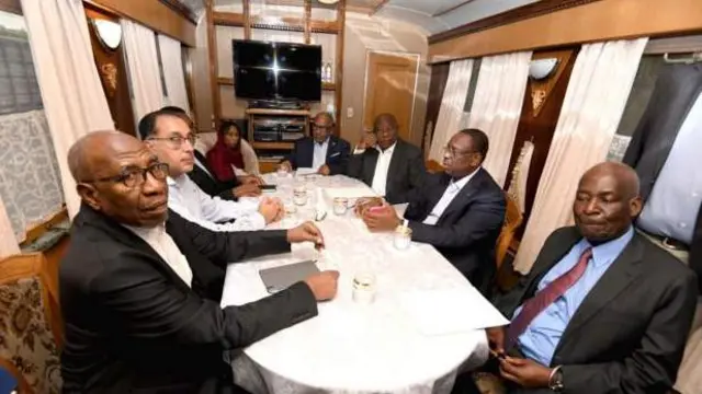 Dureewwan Afrikaa kunneen jalqaba Kiiv erga daawwatanii booda gara Moskoo imalu